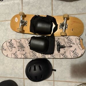 Skateboard Set with Protective Gear
